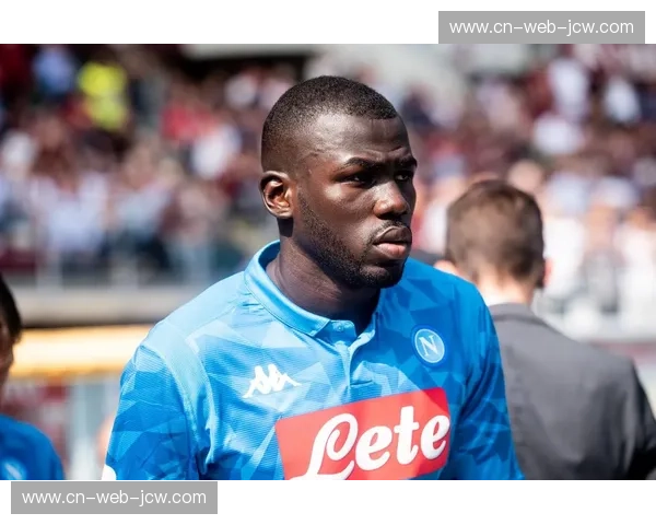 巴黎库利巴利红牌成转折点 人数优势助主队掌控比赛节奏